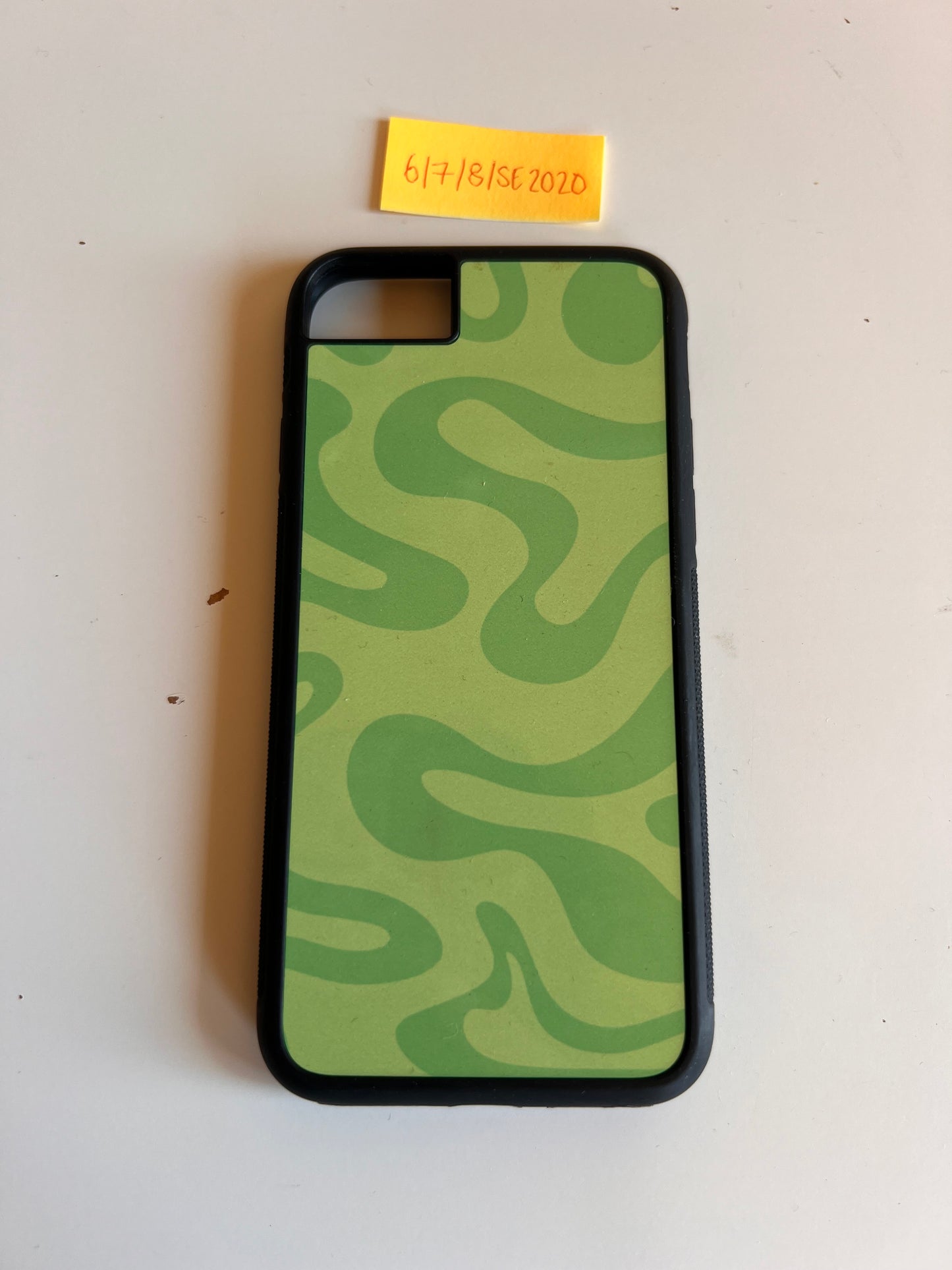 iPhone 6/7/8/SE 2020 Liquid Swirl in Green