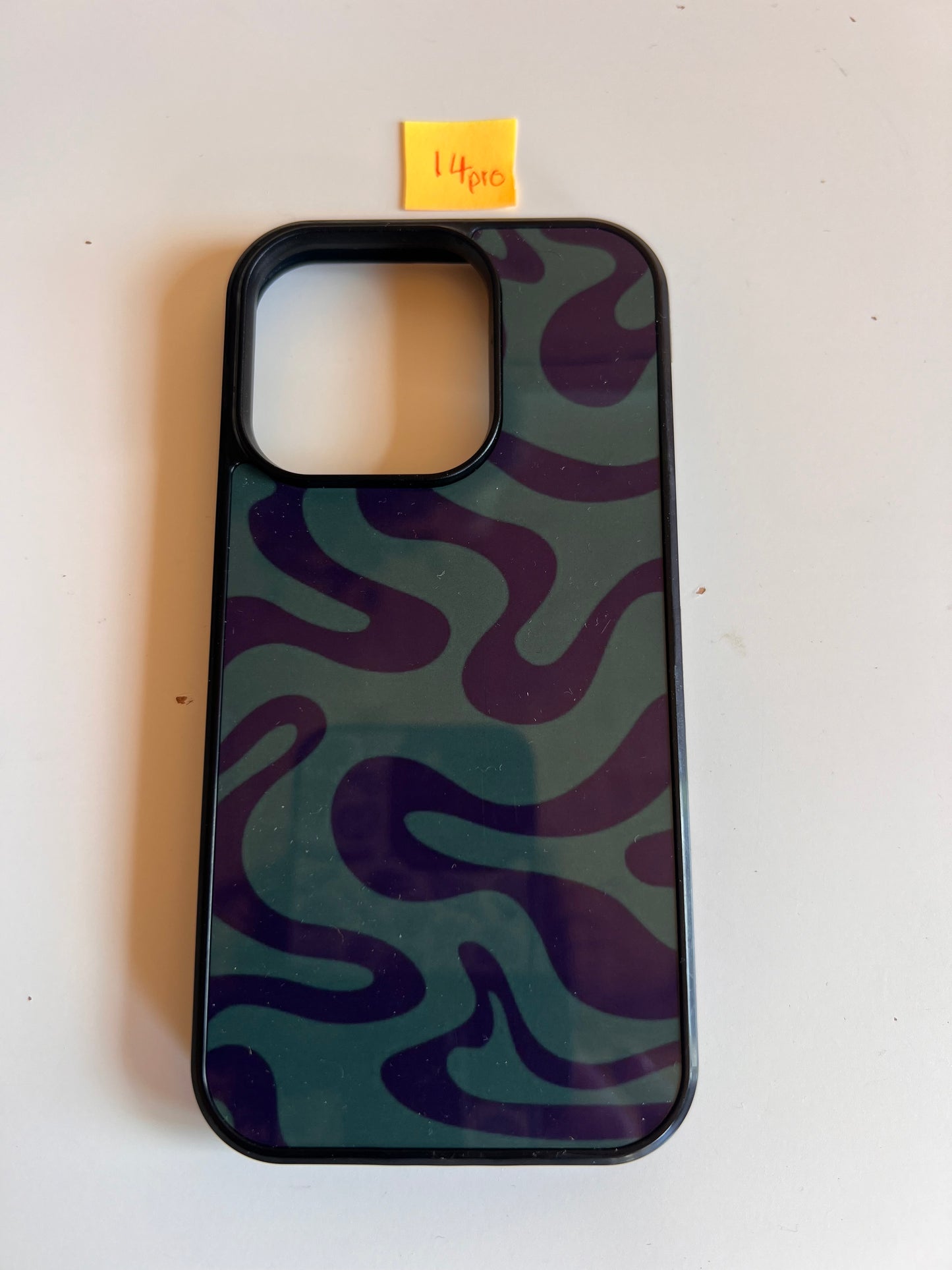 iPhone 14 Pro Liquid Swirl in Dark Green & Navy